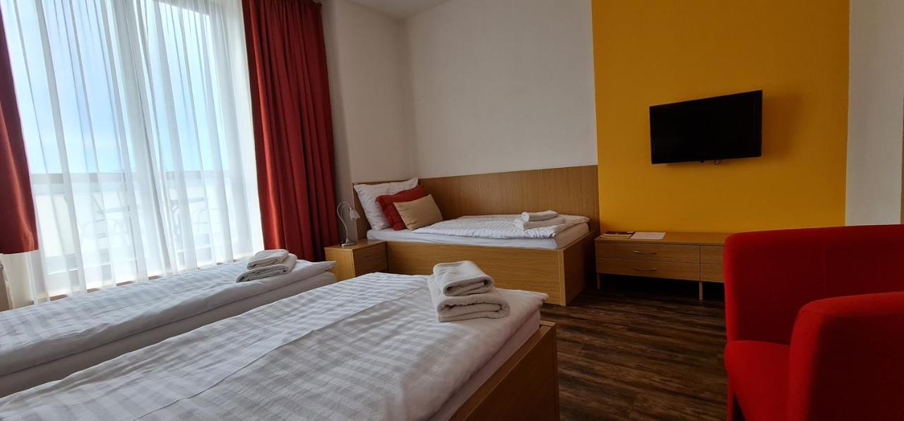 Hotel Berounka Hrebecniky Exterior foto