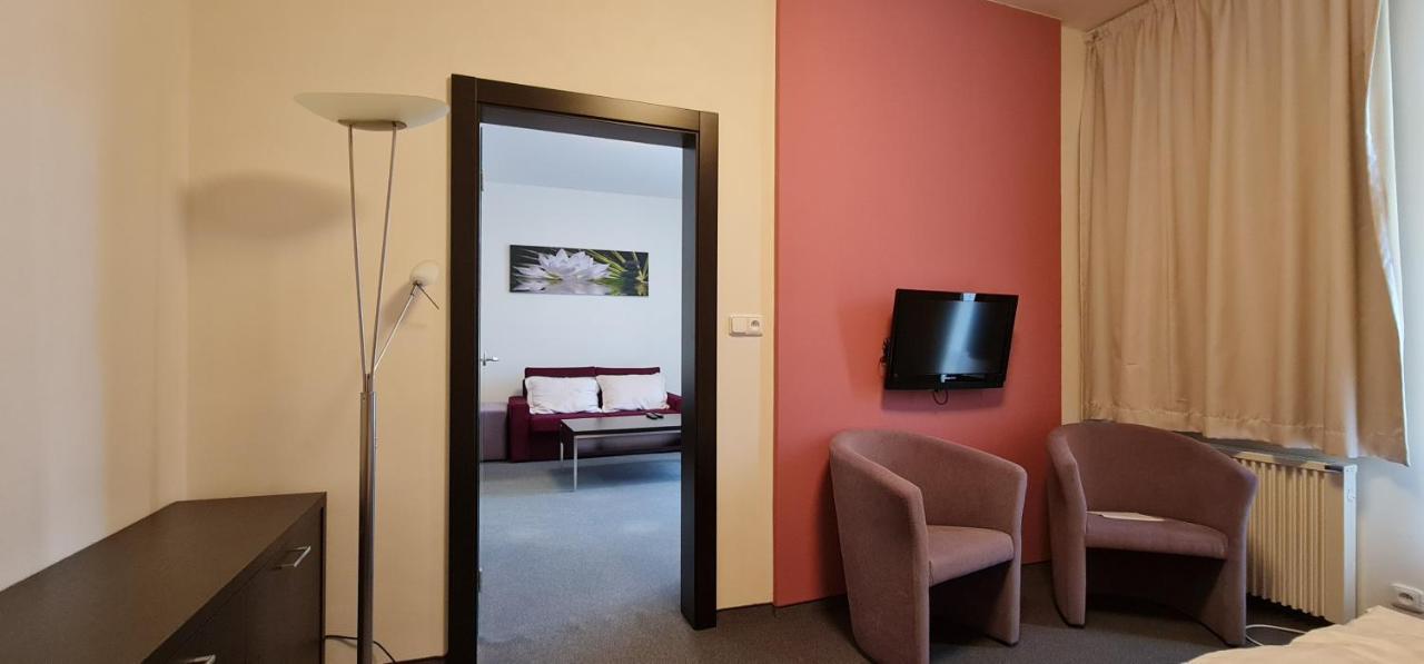 Hotel Berounka Hrebecniky Exterior foto
