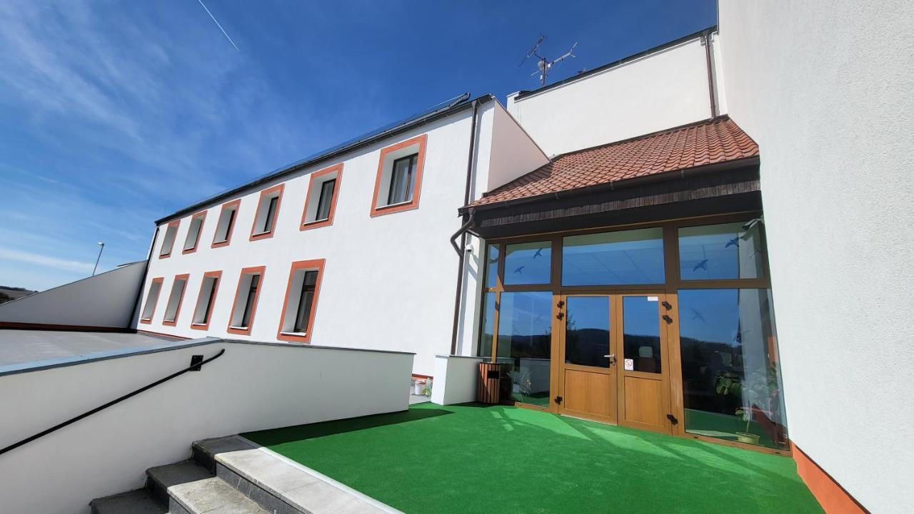 Hotel Berounka Hrebecniky Exterior foto